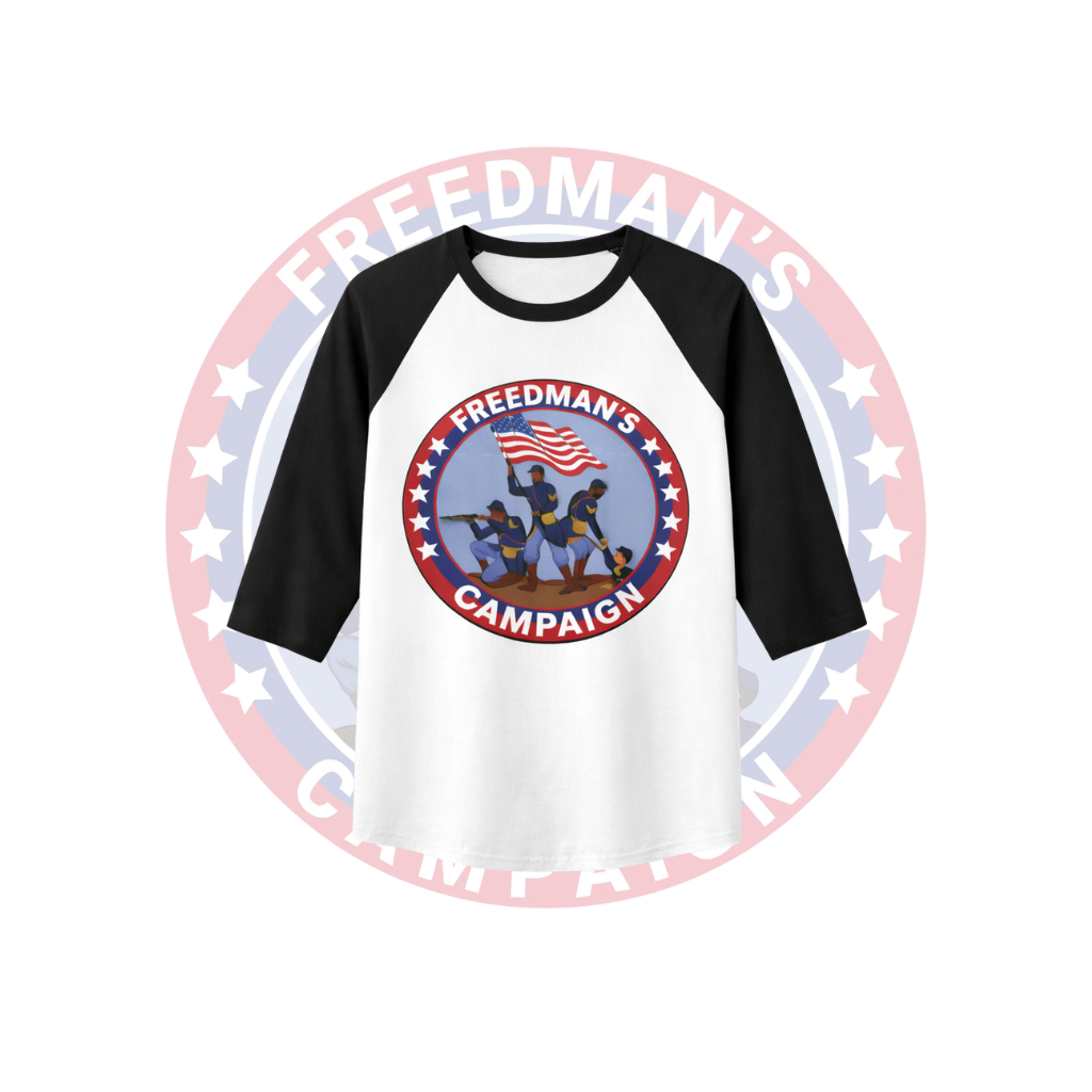 Freeman’s 3/4 sleeve raglan shirt